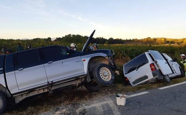 Un herido tras un accidente de tráfico entre dos vehículos en Leza