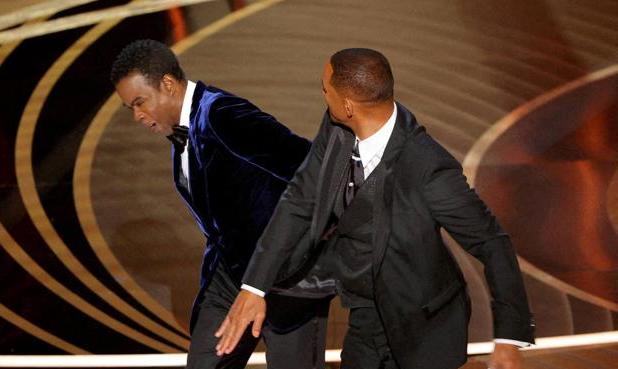 ¿Ha perdonado Hollywood a Will Smith por el bofetón a Chris Rock? Recibe elogios por su nuevo filme