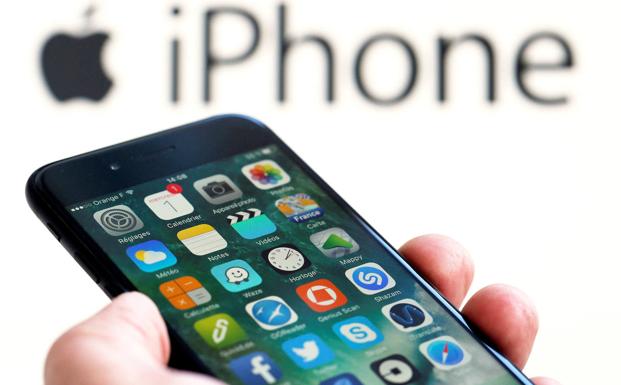 ¿Tienes un iPhone antiguo? Apple podría indemnizarte por obsolescencia programada