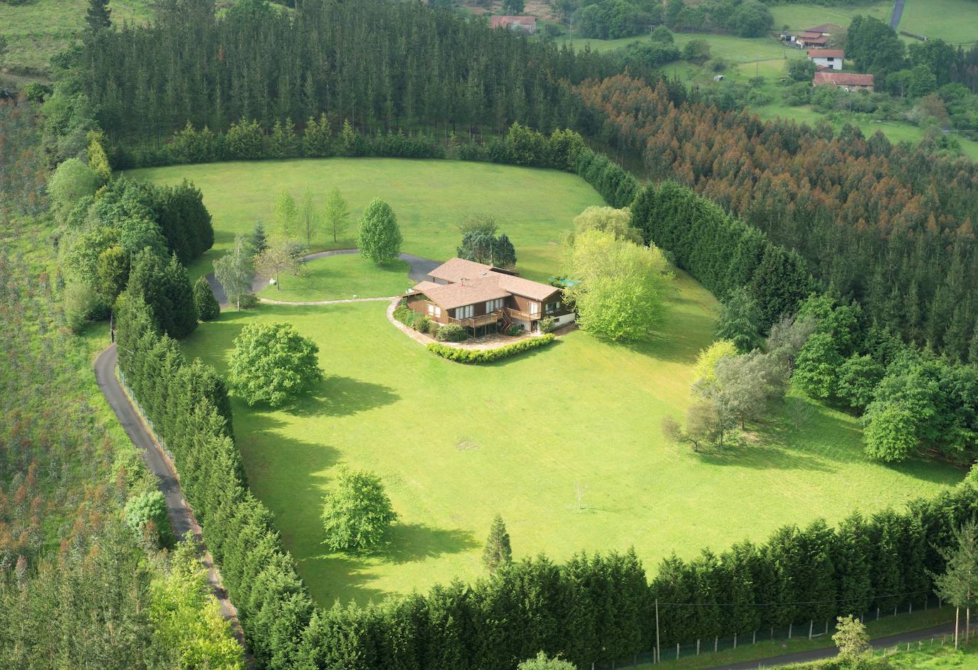 Una mansión de 21.000 metros en Urdaibai diseñada por una constructora puntera de EE UU