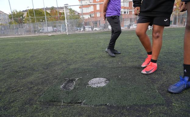 Una jugadora lesionada y una denuncia por robo, el balance final de un partido de Liga Vasca en Vitoria