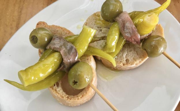 Dieciocho bares de Llodio participan desde hoy en la segunda ruta de la gilda