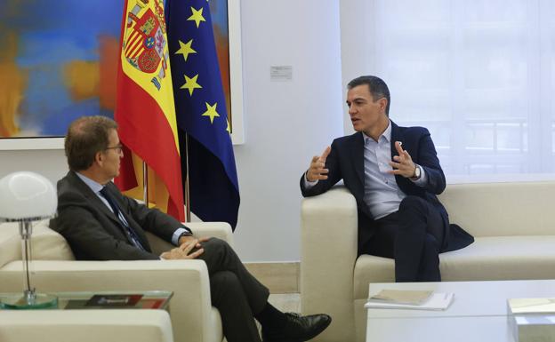 El encaje de bolillos que deben tejer Gobierno y PP