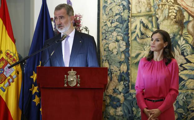 Felipe VI reivindica la valentía y representación de los españoles en Alemania