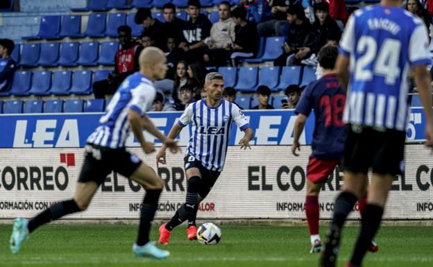 Salva Sevilla sopla 400 velas como jugador profesional