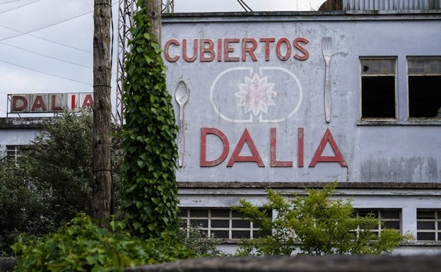 El Gobierno central pide al vasco que «despeje incógnitas» sobre su apoyo al Guggenheim de Urdaibai