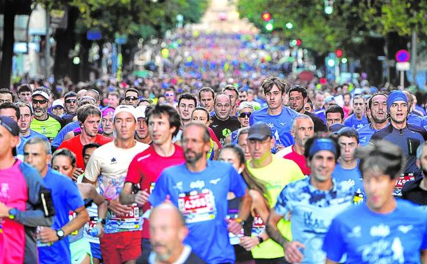 El Bilbao Night Marathon llena hoy las calles de la ciudad