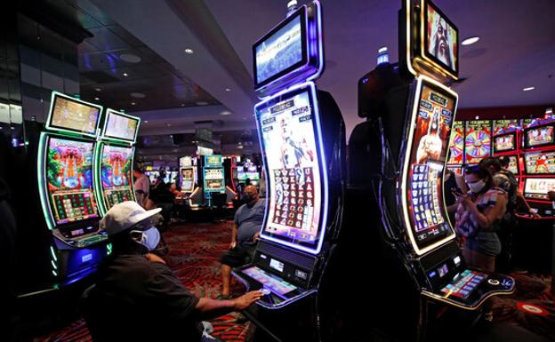 Multan con 60.000 euros a dos locales de Bilbao en los que se detectó a menores jugando