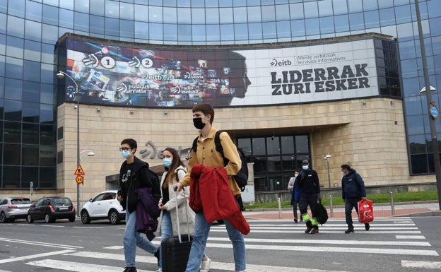 Cultura y Política Lingüística dispondrá en 2023 de 353 millones, de los que más de la mitad serán para EITB