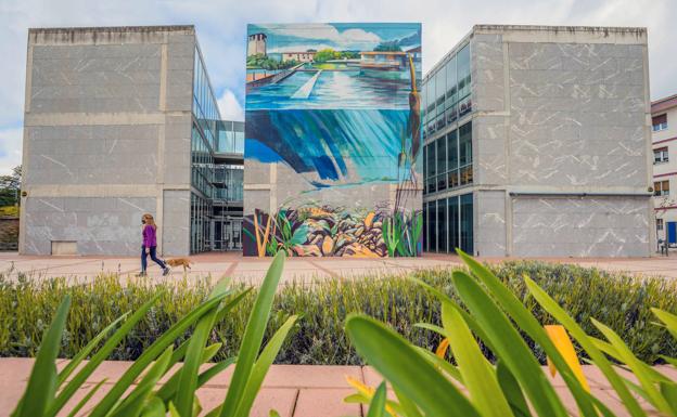 Los arquitectos demandan al Ayuntamiento de Iruña de Oca por el mural del centro cívico de Nanclares