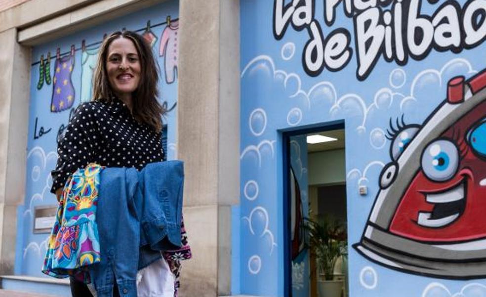 Adiós guardería, hola 'planchería': una psicóloga abre un curioso negocio en Bilbao