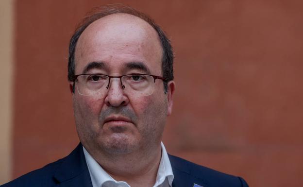 Vuelva usted pasado mañana