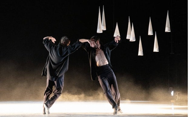 El festival de escena emergente invita a recuperar el contacto con el teatro y la danza