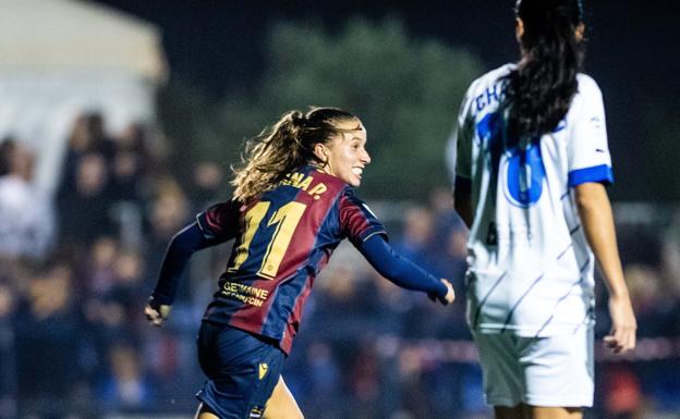 Las Gloriosas sufren la parte más cruel del fútbol en el descuento