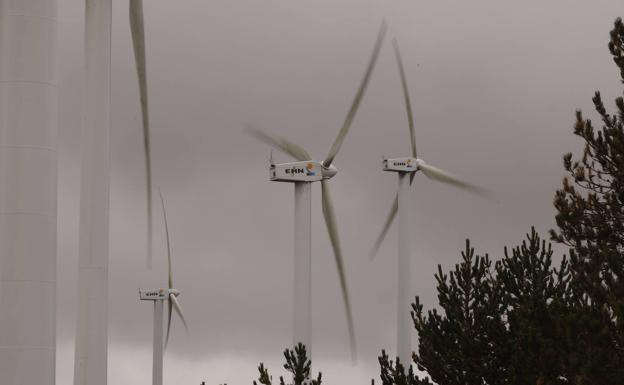 Una empresa proyecta llevar energía renovable desde Zaragoza hasta Gatika