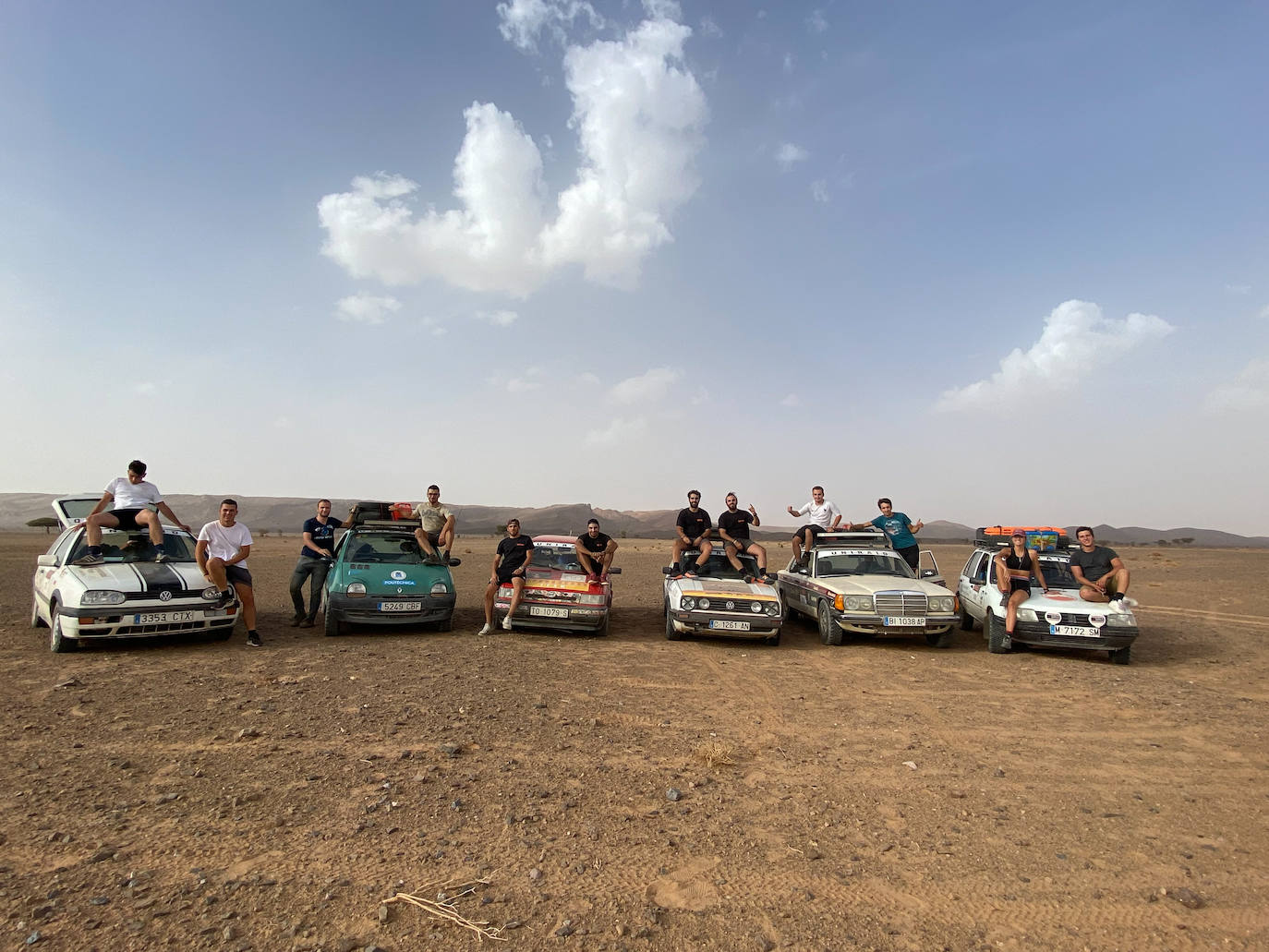 De rally solidario por Marruecos con un viejo Mercedes del 78