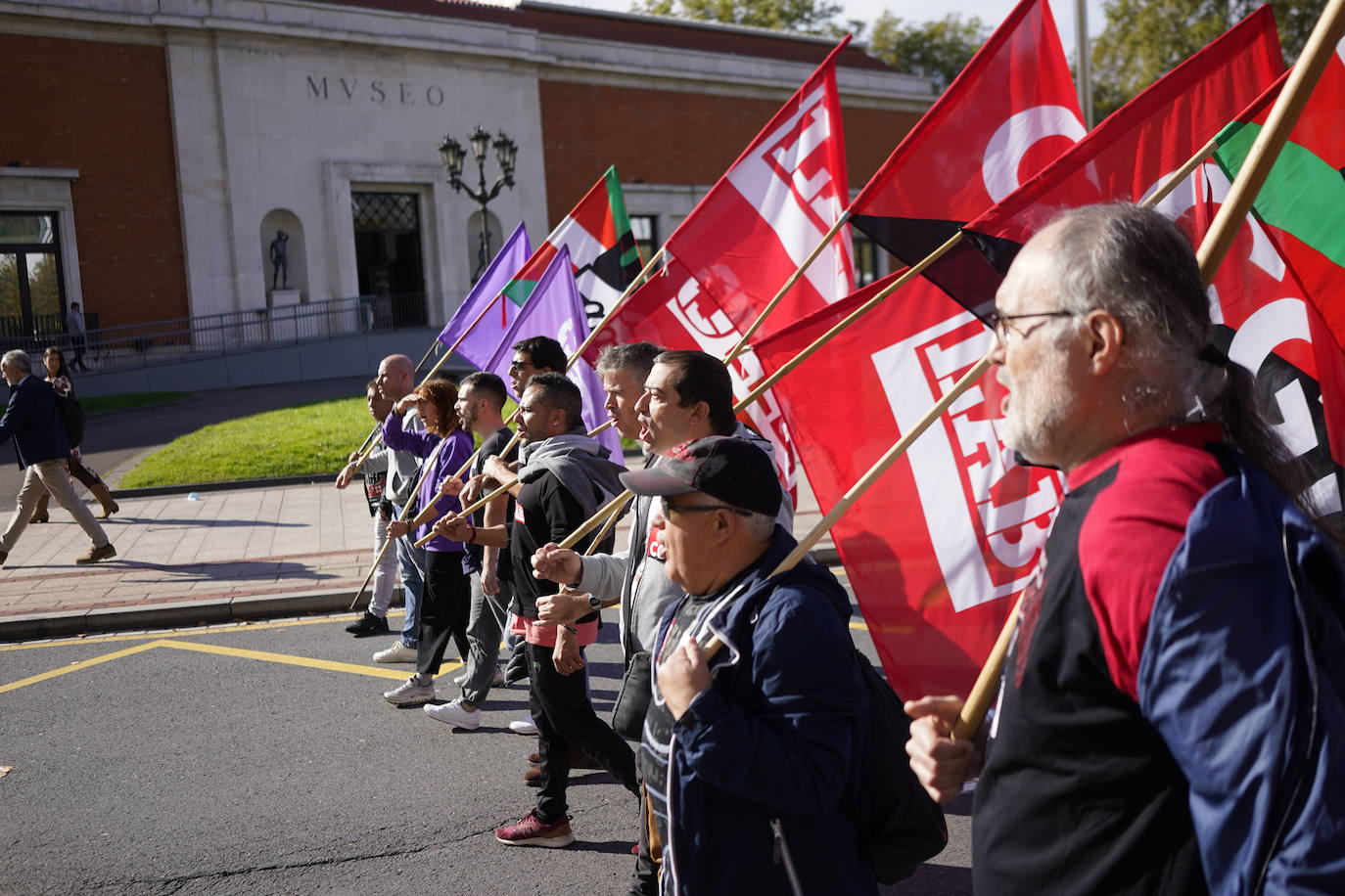 Los sindicatos cumplen su amenaza y convocan otros cinco días de huelga en el Metal de Bizkaia