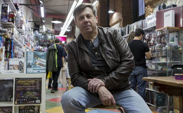 Muere Carlos Pacheco, un superhéroe del cómic