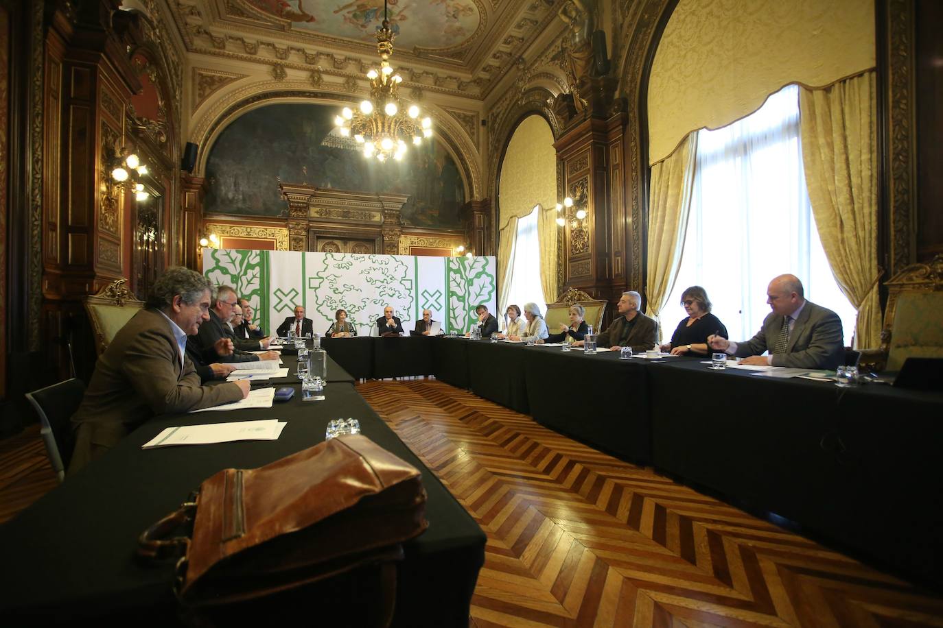 Nafarroa osoan euskararen ofizialtasuna aldarrikatu du Euskaltzaindiak