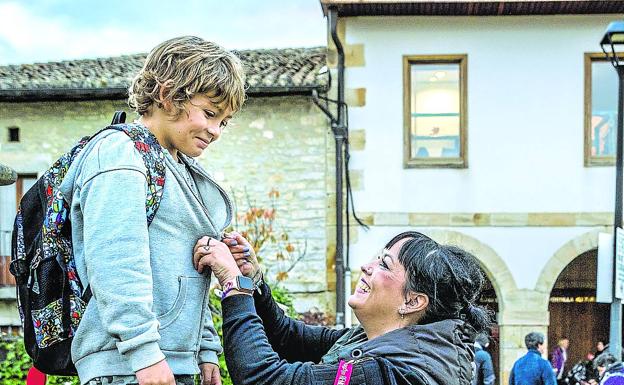 En el pueblo alavés donde los niños son los reyes