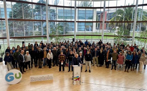 Las ikastolas reclaman un sistema educativo vasco propio