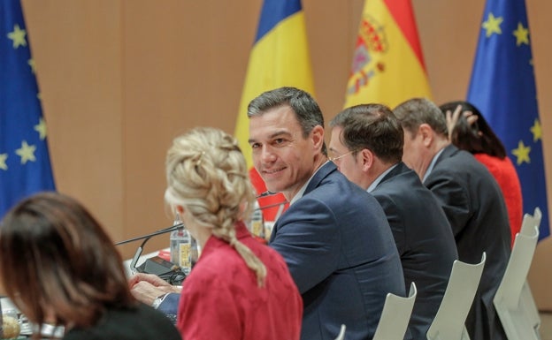 Sánchez defiende el pacto con Bildu y acusa al PP de querer que se «hunda y rompa» España