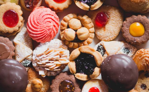 Los alimentos más dulces de la Navidad: Turrones, canutillos, pasteles, trufas...