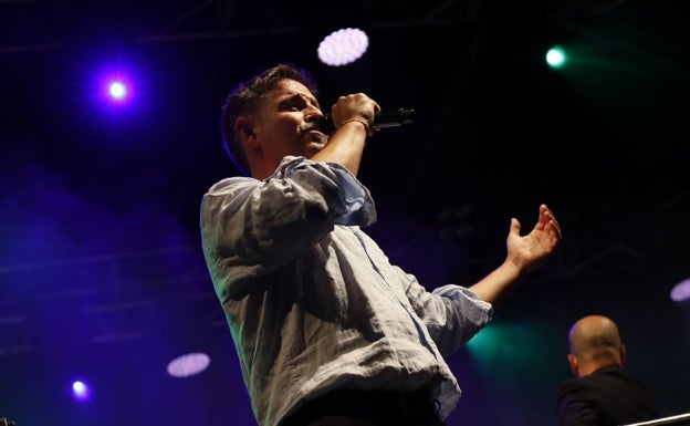 Mikel Urdangarin publica un disco grabado con la BOS