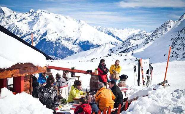 Comienza la temporada de esquí: las estaciones que abren el próximo Puente festivo