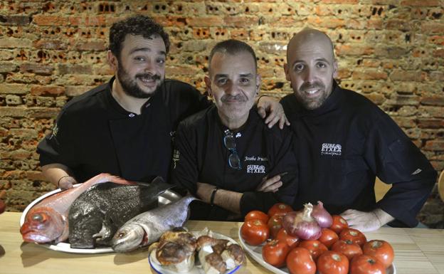 Asados, guisados y recetas de la amama en el ampliado restaurante Gure Etxea (Getxo)