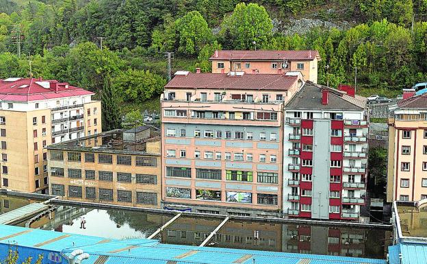 El Ayuntamiento aprueba destinar 515.000 euros para construir 20 VPOs en el edificio de Lapeyra