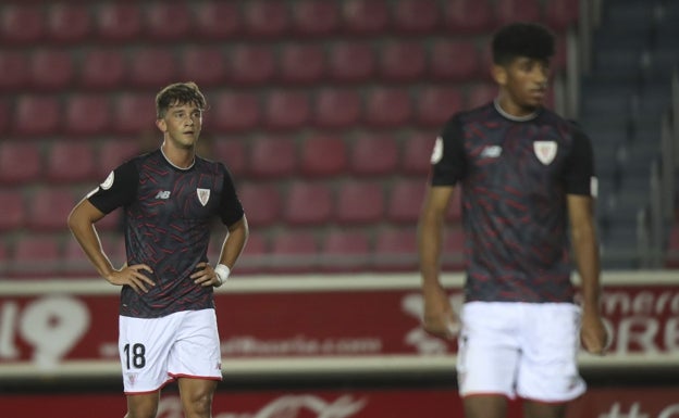 Los focos señalan a Adu Ares y Luis Bilbao