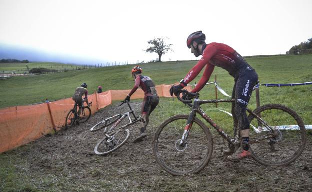 Sánchez y Odriozola dominan en Amézaga