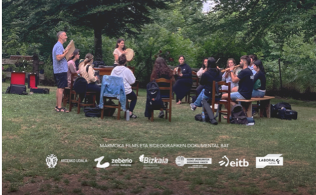 'Aire!', Maurizia Aldeiturriaga panderojolearen nondik-norakoak biltzen dituen dokumentala