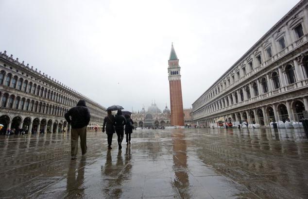 Venecia evita las inundaciones