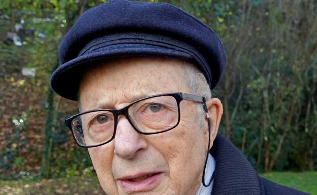 Txomin Peillen idazle eta euskaltzaina hil da