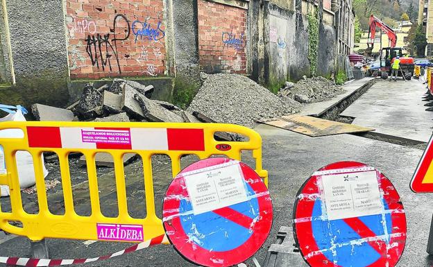Las obras del paseo Estación-Azitain se ponen en marcha con los cambios en redes y servicios