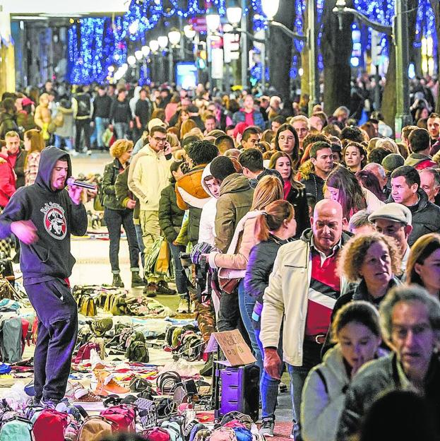 Compras y copas para llamar a Olentzero