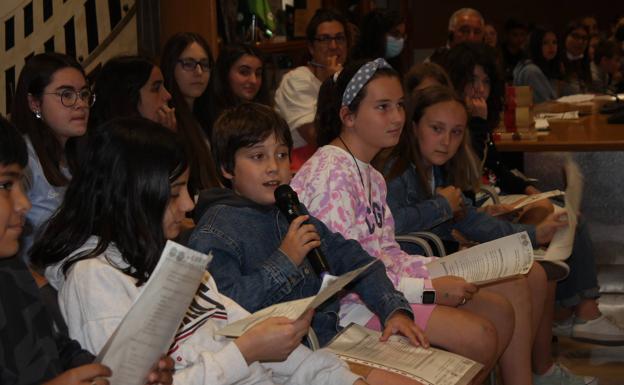 Arrancan en Llodio los consejos de cultura y de infancia