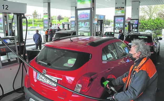 La ayuda a los carburantes llega a su fin tras suponer un impacto de 359 millones en Euskadi