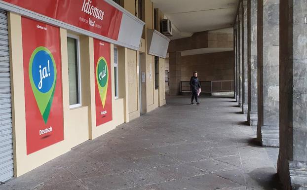 Añibarro admite «errores» en la cesión de un local para una academia de la Vital tras un recurso de Omnia