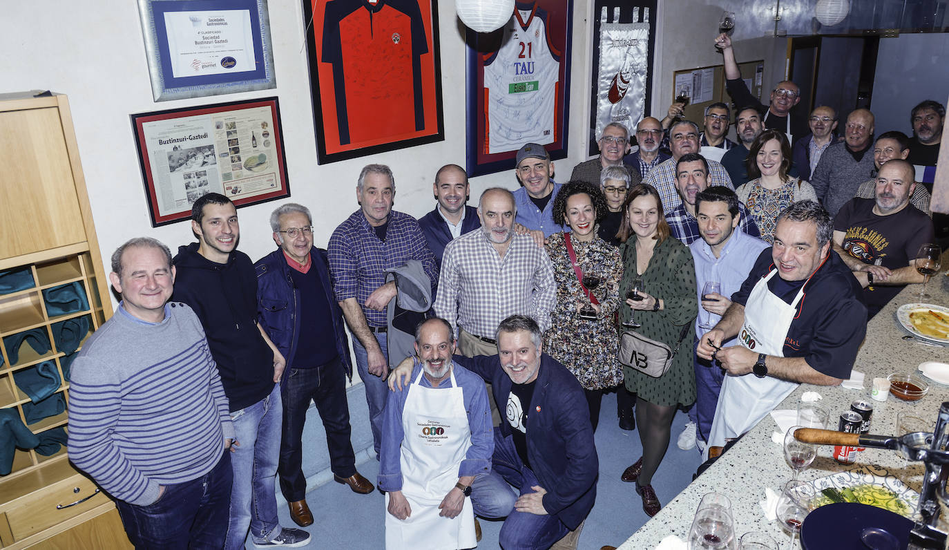 Así fue la cena en la Sociedad Gastronómica Bustinzuri-Gaztedi