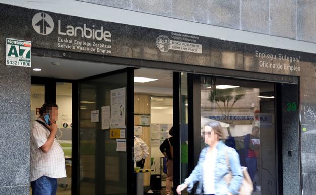 Euskadi cierra el año con récord de empleo y 200.000 contratos indefinidos