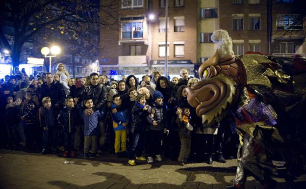 Horarios de las cabalgatas de los Reyes Magos en los municipios de Bizkaia