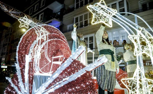 Una ráfaga de magia ilumina Vitoria