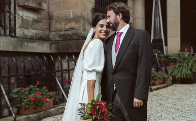 Una boda en Getxo marcada por la elegancia y mucho rock and roll 