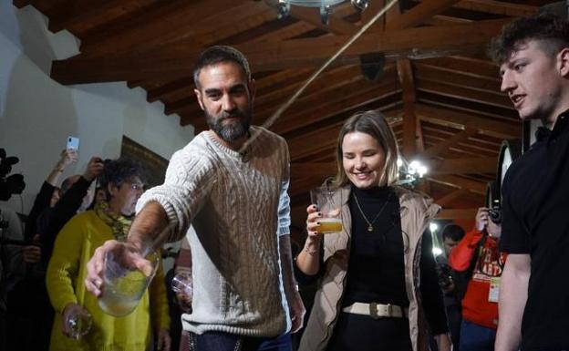 Aitziber Garmendia y Jon Plazaola abren la temporada del txotx: «Gure sagardo berria!»