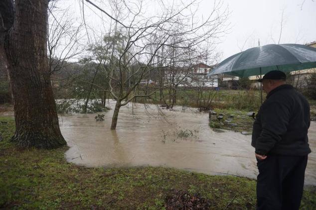 Las imágenes que dejan las fuertes lluvias en Bizkaia