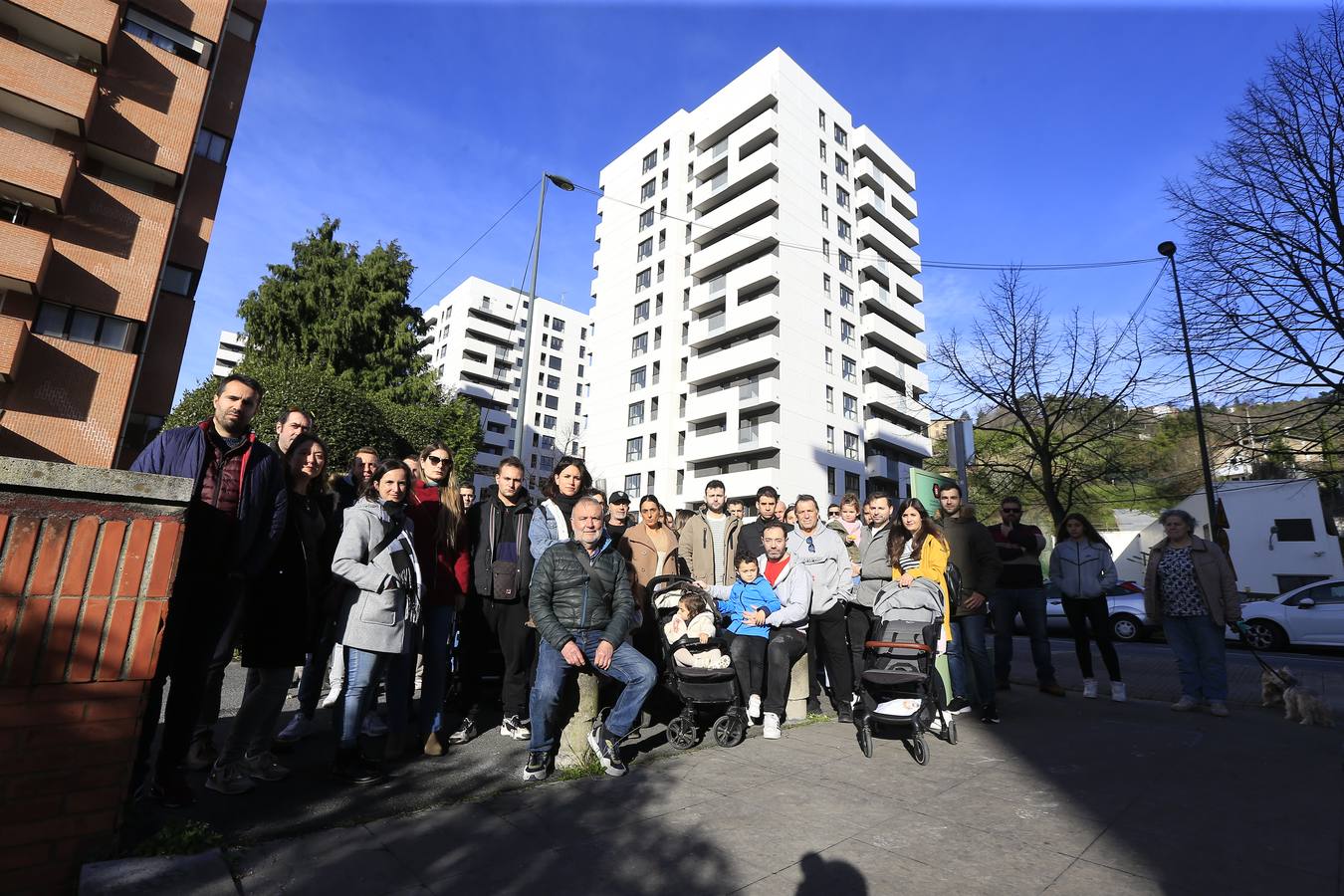 «Llevo años esperando mi casa y he gastado 11.000 euros en alquiler»