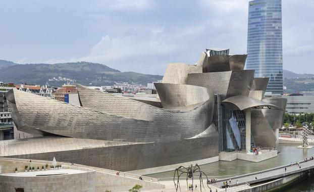 El museo de Bilbao casi dobla en visitantes al neoyorquino